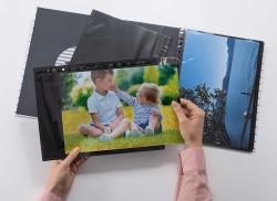 Packung mit 10 Fotosichttüllen aus Polypropylen. Größe 20 x 30 cm, beidseitig einsteckbar.