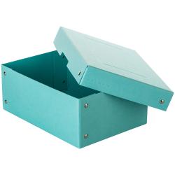 Türkise Aufbewahrungsbox mit abnehmbarem Deckel. Die Box hat Metallnieten an den Ecken.