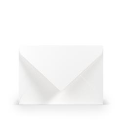 Weißer Umschlag mit dem Logo von Rössler. Format 125 x 176 mm.