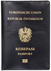Schwarzer Reisepass mit goldener Schrift. Auf der Vorderseite das Wappen der Republik Österreich.