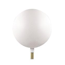 runde, weiße Lampe mit mattem Finish. Steht auf einem dünnen, goldfarbenen Ständer.