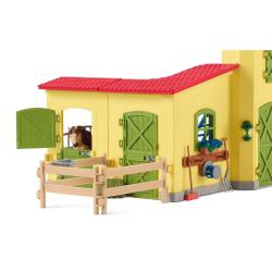 SCHLEICH® Spielfiguren-Set Ponybox mit Islandpferd Hengst bunt