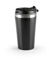 schwarze Kaffeemaschine mit glänzenden Edelstahlakzenten. Integrierter Kaffeebecher. Kompakte Bauweise.
