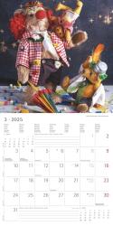 Alpha Edition - Teddy 2025 Broschürenkalender, 30x30cm, Wandkalender mit Platz für Notizen und Termine, schöne Teddy-Motive, Monatsübersicht und Ferientermine DE/AT/CH