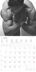 Alpha Edition - Masculine 2025 Broschürenkalender, 30x30cm, erotischer Wandkalender mit Platz für Notizen und Termine, erotische Motive, Monatsübersicht und Ferientermine DE/AT/CH