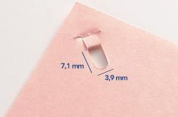 blauer Hefter ohne Klammern. Ergonomisches Design mit transparentem oberen Teil.
