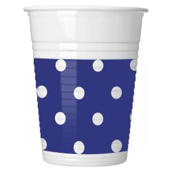 Ein blauer Becher mit weißen Punkten. Der Becher hat eine klassische Form.