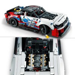 LEGO® Technic NASCAR Next Gen Chevrolet Camaro ZL1 672 Teile 42153