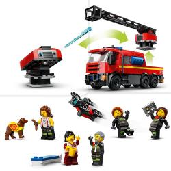 LEGO® City Feuerwehrstation mit Drehleiterfahrzeug 843 Teile 60414