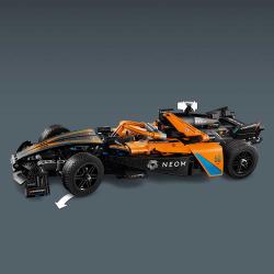 LEGO® TECHNIC NEOM McLaren Formula E Race Car 452 Teile 42169