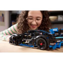 LEGO® TECHNIC Porsche GT4 e-Performance Rennwagen 834 Teile 42176