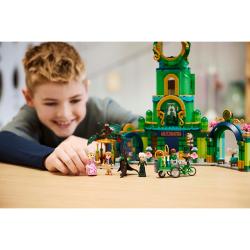 LEGO® Wicked Willkommen in Emerald City 945 Teile 75684