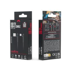 schwarzes USB-Kabel mit zwei abgewinkelten Anschlüssen. Ein Ende hat einen USB-A-Anschluss, das andere einen USB-C-Anschluss.