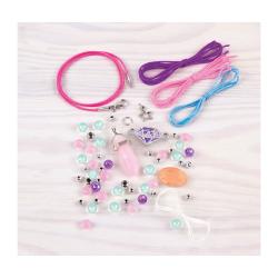 Bastelset für Schmuck mit verschiedenen Materialien. Enthält Anleitungen und Beispiele für Armbänder und Halsketten.