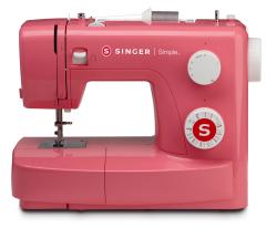 Rosa Nähmaschine mit einfacher Bedienung. Sichtbare Nähnadel und verschiedene Einstellräder.