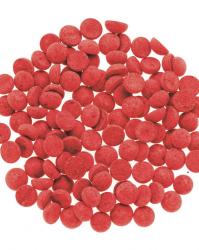 Rote, runde Tabletten in verschiedenen Größen. Sie sind gleichmäßig und liegen lose auf einer Fläche.