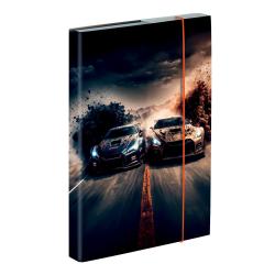 Notizbuch mit einem Cover, das zwei Rennwagen zeigt. Hintergrund mit rauchigen Effekten und einer Straße.