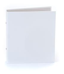 Weißer Ordner mit einem schlichten Design. Er hat eine quadratische Form und ist offen.