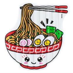 Bunte Luftmatratze in Form einer Ramen-Schüssel. Enthält Nudeln, Eier und andere Zutaten mit einem lächelnden Gesicht.
