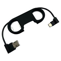 Schwarzes USB-Kabel mit zwei Anschlüssen. Links ein Standard-USB-Stecker, rechts ein kleinerer Stecker. In der Mitte eine Halterung mit zwei Öffnungen.