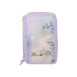 Lila Federmäppchen mit einem weißen Pferd und floralen Motiven. Die Oberfläche ist glänzend.
