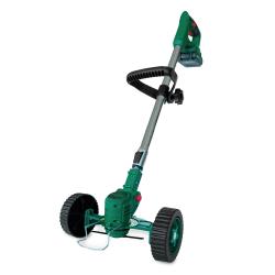 Grüner elektrischer Rasentrimmer mit zwei großen Rädern. Langer Griff und ergonomischer Handgriff.