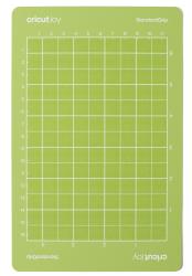 grüner Cricut Joy Schneidematte. StandardGrip. Gittermuster mit Zahlen und Linien zur Orientierung.