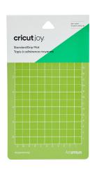 grüner Cricut Joy Schneidematte. StandardGrip. Gittermuster mit Zahlen und Linien zur Orientierung.