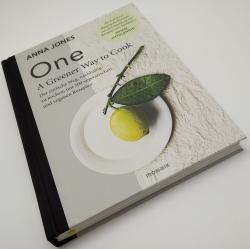 Anna Jones: ONE - A Greener Way to Cook - gebunden
