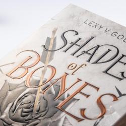 Lexy v. Golden: Shades of Bones. Im Bann der Nachtschatten (Scepter of Blood 2) - Taschenbuch