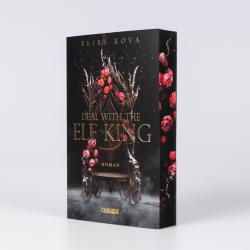 Buchcover von 'Deal with the Elf King' von Elise Kova. Dunkler Hintergrund mit goldener Schrift und floralen Elementen.