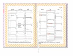 Kalender 2025/2026. Rosa Hintergrund mit diagonalen Streifen. Herzform mit einer grauen Katze. Einfaches, verspieltes Design.