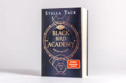 Stella Tack: Black Bird Academy - Fürchte das Licht - Taschenbuch