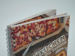 Blechkuchen: süß und herzhaft - Taschenbuch