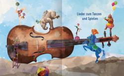 Buchcover mit dem Titel 'Meine schönsten Kinderlieder'. Bunte Illustration eines Baumes mit Kindern, die musizieren.