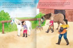 Buchcover mit dem Titel Mit Stickern Lesen Lernen. Illustration von einem Reiterhof mit einem Kind und zwei Pferden.
