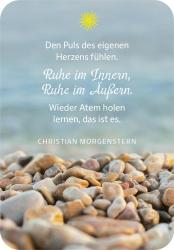 Buchcover mit dem Titel 'Achtsam Atmen'. Hintergrund in Blau mit Wolken und einem runden, orangen Element.