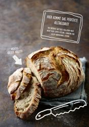 Buchcover mit dem Titel 'Die besten Brot-Rezepte für jeden Tag'. Abgebildeter Mann lächelt, trägt eine Schürze und hält eine Schüssel mit Teig.
