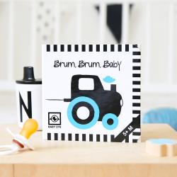 Agnieszka Sawczyn: Brum, Brum, Baby: Kontrastreiches Faltbuch für Babys · Kontrastbuch angepasst an Babyaugen · Schwarz Weiß Primärfarben Buch für Neugeborene · Mein erstes Bilderbuch · Montessori Buch