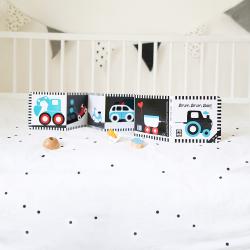 Agnieszka Sawczyn: Brum, Brum, Baby: Kontrastreiches Faltbuch für Babys · Kontrastbuch angepasst an Babyaugen · Schwarz Weiß Primärfarben Buch für Neugeborene · Mein erstes Bilderbuch · Montessori Buch