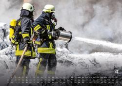 FIREFIGHTER - Retter in der Not - Feuerwehr - 2025 - Kalender DIN A2