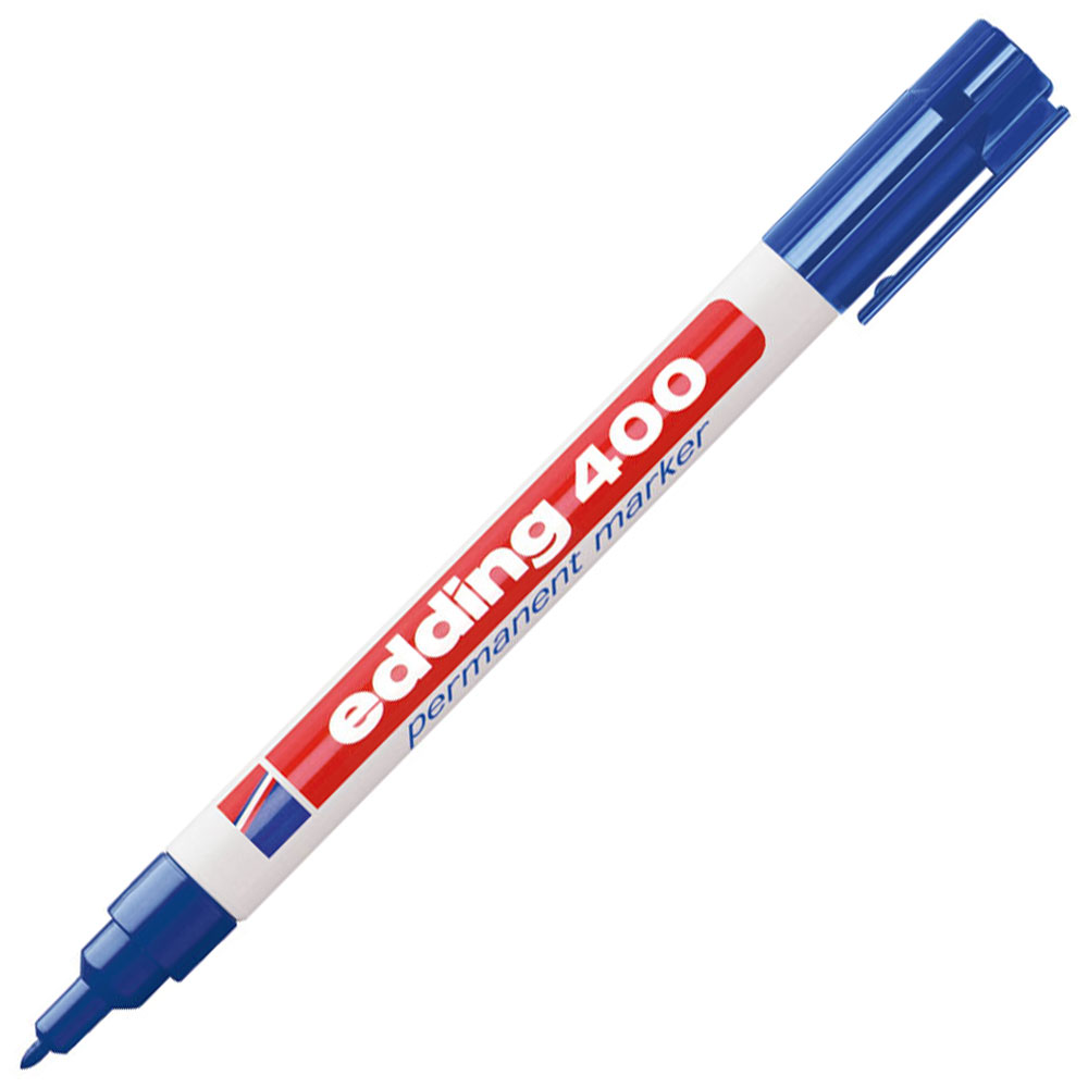 blauer Permanentmarker mit runder Spitze. Der Körper ist überwiegend weiß mit rotem und blauem Schriftzug.