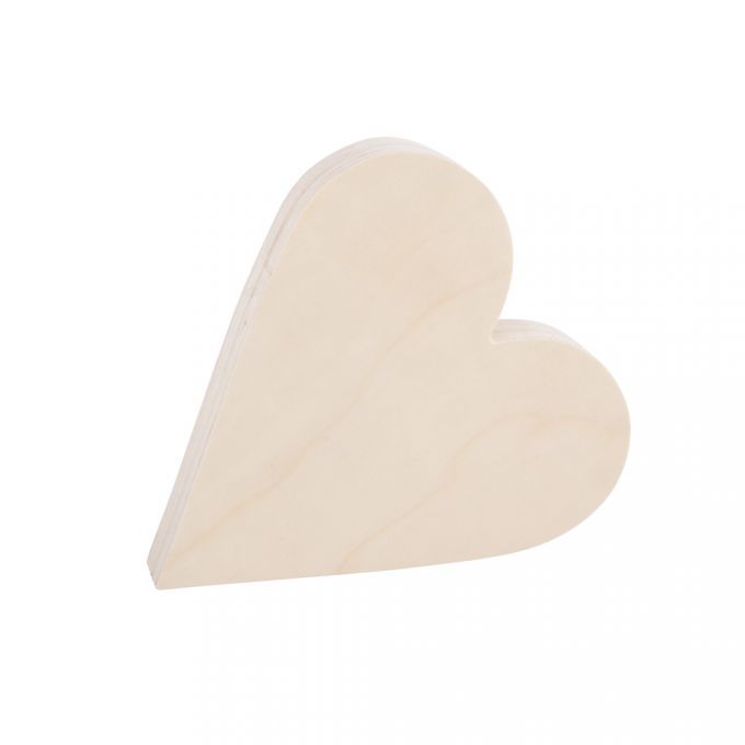 Holzfigur in Herzform. Unbehandelte, helle Oberfläche.