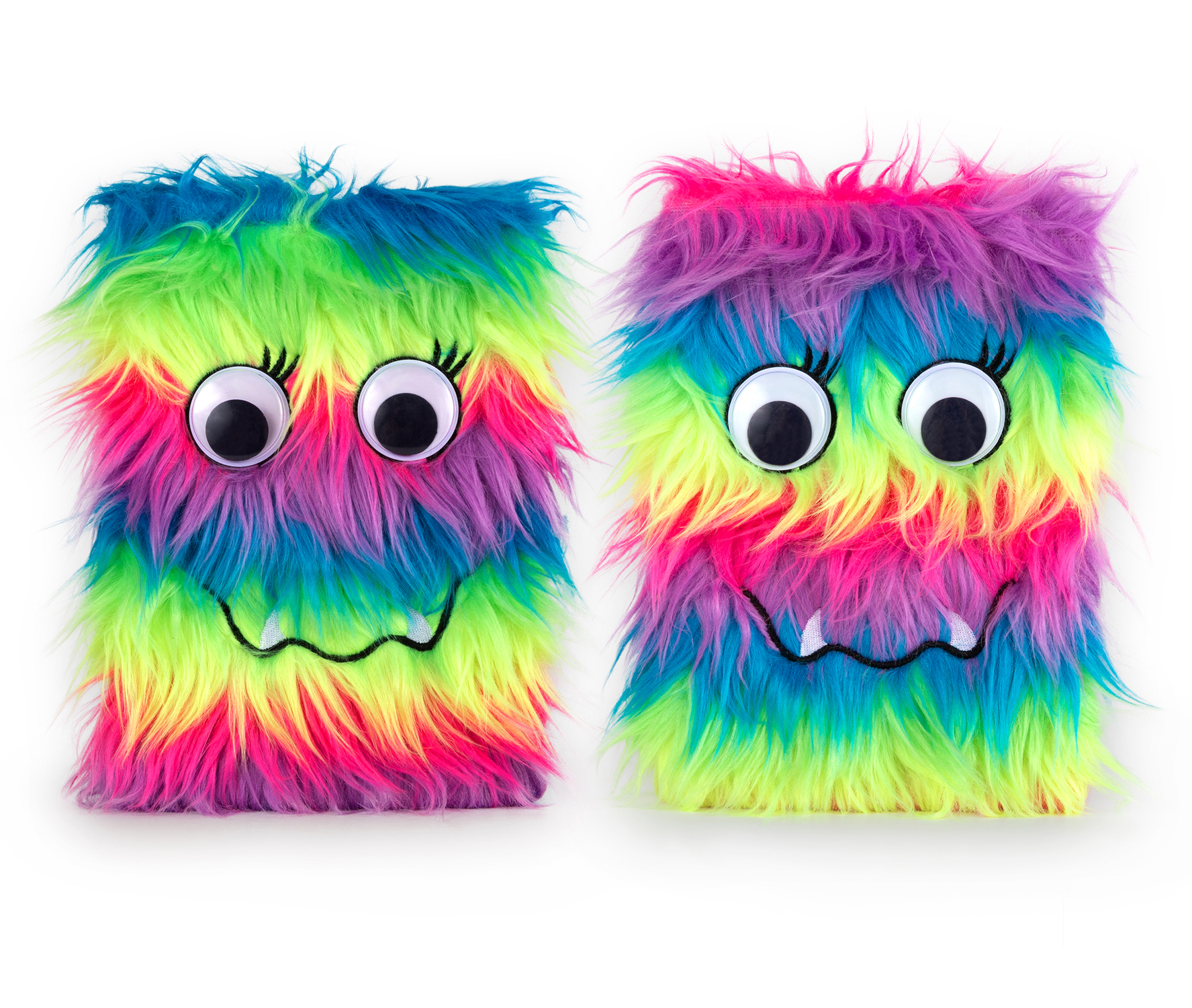 Zwei bunte, pelzige Monster mit großen Augen. Farben: Neonpink, Grün, Blau, Lila. Lächelnde Gesichter, eines mit Zähnen.