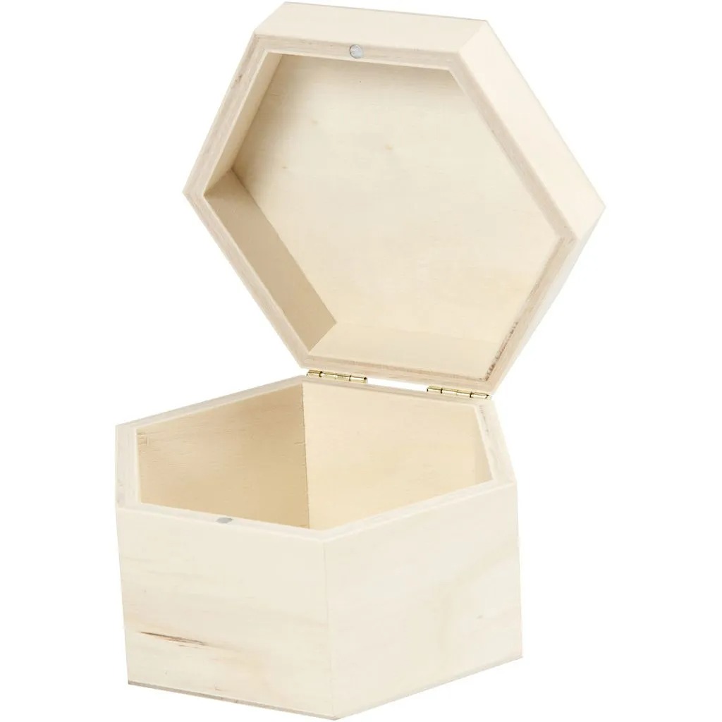 sechseckige, unbemalte Holzbox mit Scharnier. Offene Oberseite, innen leer. Natürliche Holzfarbe.