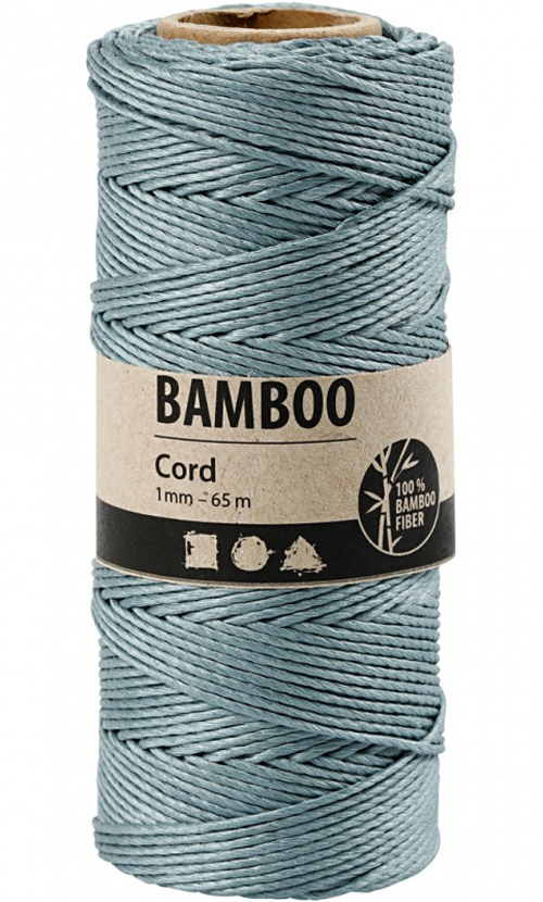 Bambus-Schnur in hellblauer Farbe. 1 mm dick und 65 m lang.