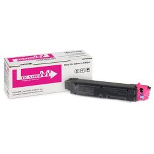 Schwarze Tonerkartusche für Drucker. Verpackung in grauer Box mit pinken Akzenten.