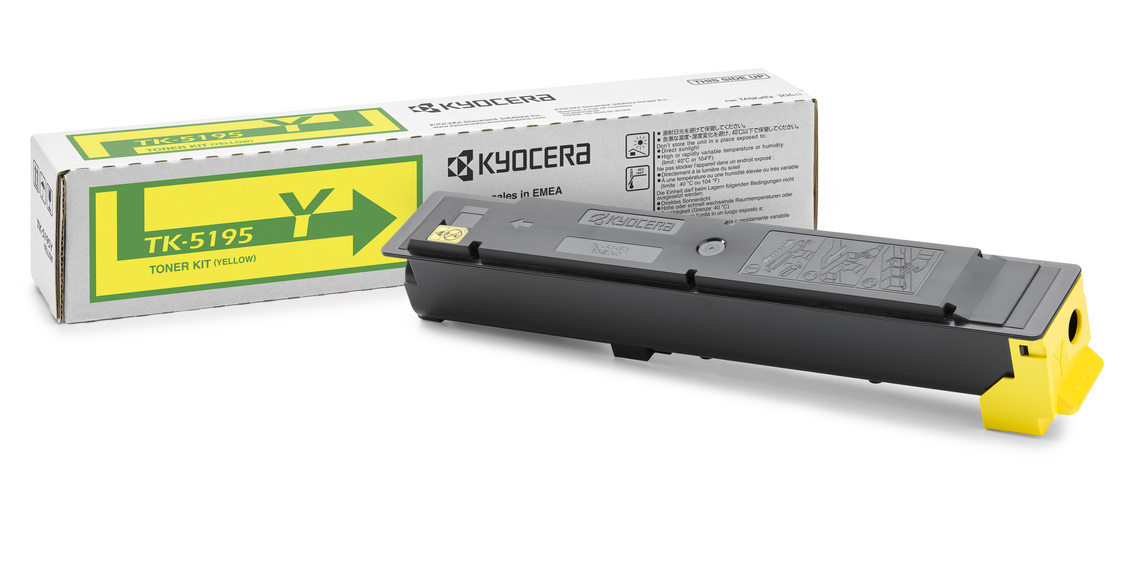 Gelbes Toner-Kit von Kyocera. Verpackung mit grüner und gelber Beschriftung.