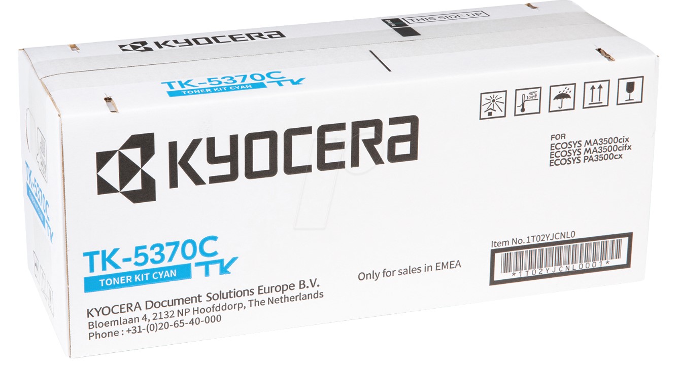 Toner Karton in Weiß mit blauer Schrift. Für Kyocera Drucker, Modell TK-5370C.