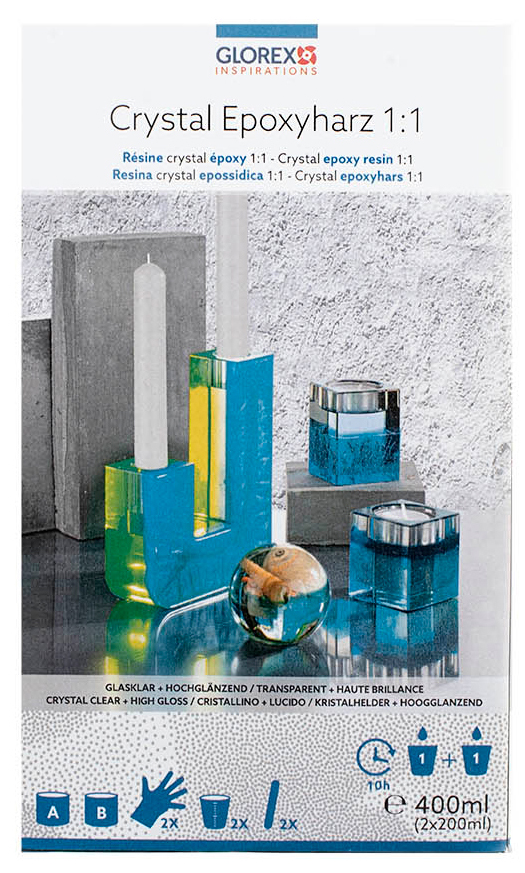 Verpackung für Crystal Epoxyharz 1:1. Enthält verschiedene transparente und farbige Epoxy-Objekte.